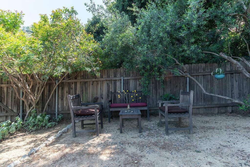 Holiday home Stunning Hollywood Midcentury Modern-views-best Location! Los Angeles