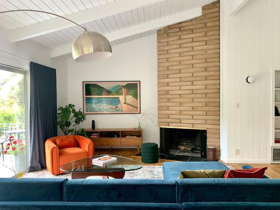Stunning Hollywood Midcentury Modern-views-best Location! Ferienhaus Los Angeles
