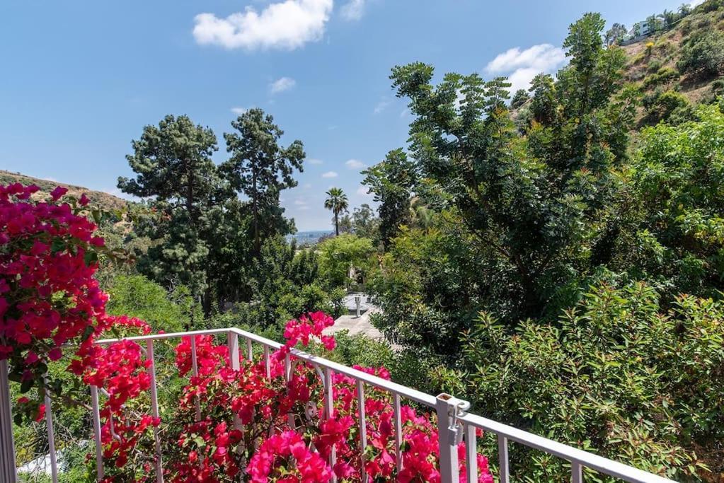 Stunning Hollywood Midcentury Modern-views-best Location! Ferienhaus Los Angeles
